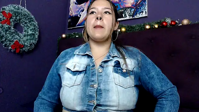 LinaBrowm online show from December 12, 2024, 11:14 pm