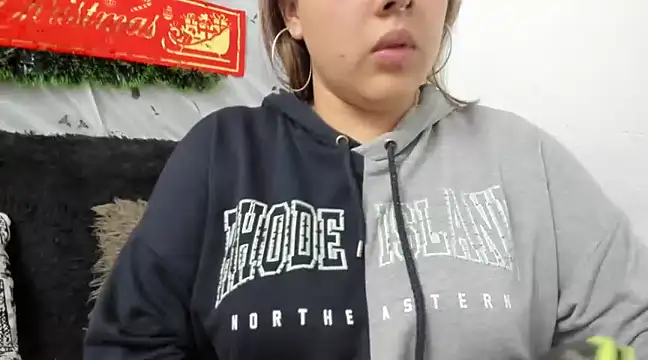 LinaBrowm online show from December 13, 2024, 7:21 pm
