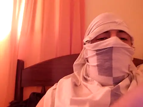 Snapshot of OrbitedRomance chatting on November 16, 2025, 3:28 pm OrbitedRomance online show from November 16, 2025, 3:28 pm