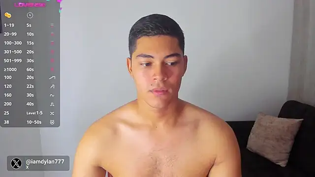 Snapshot of Iamdylan777 chatting on December 13, 2024, 3:00 pm Iamdylan777 online show from December 13, 2024, 3:00 pm