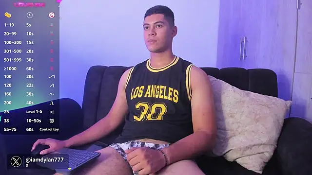 Snapshot of Iamdylan777 chatting on December 18, 2024, 5:10 pm Iamdylan777 online show from December 18, 2024, 5:10 pm