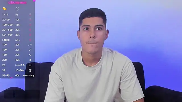 Snapshot of Iamdylan777 chatting on December 21, 2024, 10:30 pm Iamdylan777 online show from December 21, 2024, 10:30 pm