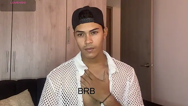 Snapshot of Iamdylan777 chatting on January 30, 2025, 9:47 am Iamdylan777 online show from January 30, 2025, 9:47 am