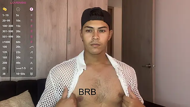 Snapshot of Iamdylan777 chatting on March 4, 2025, 7:22 pm Iamdylan777 online show from March 4, 2025, 7:22 pm