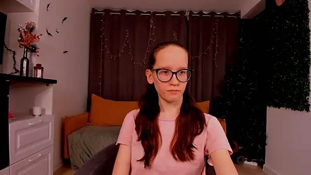 BettyBrowni online show from January 18, 2025, 10:39 pm