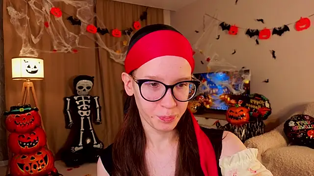 BettyBrowni online show from October 29, 2025, 4:20 pm