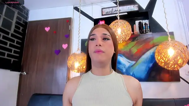 victoria aleia  online show from April 25, 2026, 10:07 pm