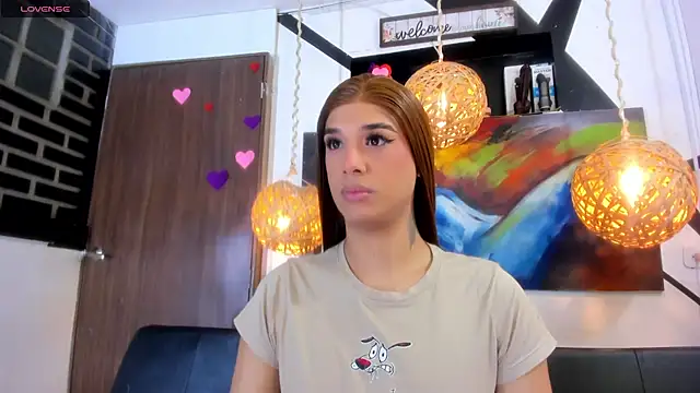 victoria aleia  online show from May 4, 2026, 11:12 pm