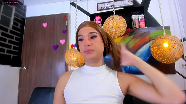 victoria aleia  online show from June 19, 2026, 10:13 pm