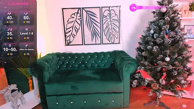 Viola  Shy online show from December 30, 2024, 9:08 pm