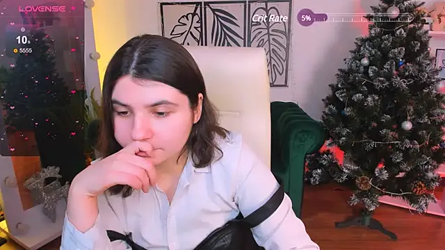 Viola  Shy online show from January 11, 2025, 9:57 pm