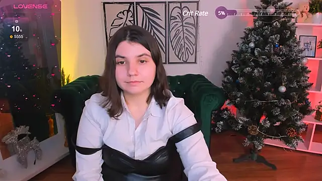 Viola  Shy online show from January 12, 2025, 4:10 am