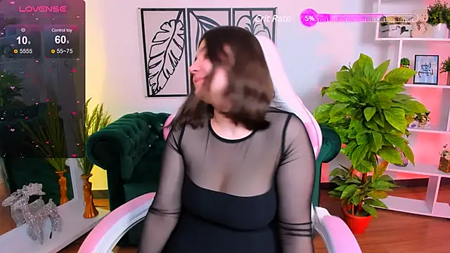 Viola  Shy online show from January 17, 2025, 12:10 am