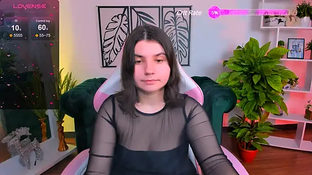 Viola  Shy online show from January 17, 2025, 3:12 am