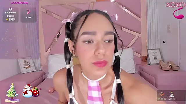 EmmyCruzZ online show from December 10, 2024, 4:56 am