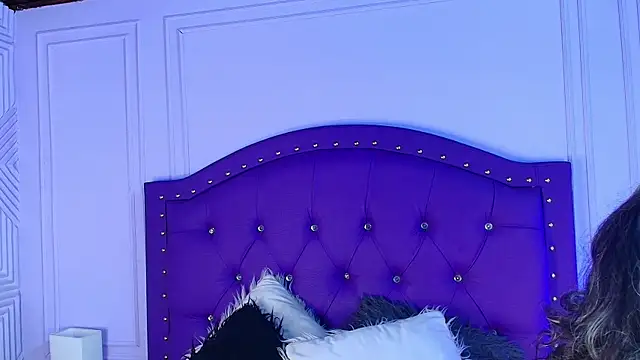 sarah banks1 online show from July 2, 2026, 11:05 am