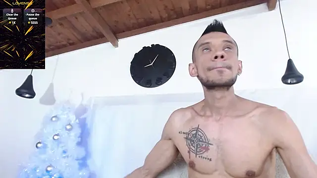 Snapshot of BIGZEHUZ chatting on December 10, 2024, 8:27 pm BIGZEHUZ online show from December 10, 2024, 8:27 pm