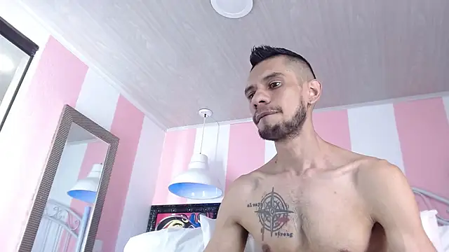 Snapshot of BIGZEHUZ chatting on March 14, 2025, 12:51 pm BIGZEHUZ online show from March 14, 2025, 12:51 pm