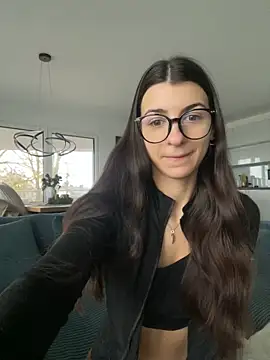 Wildberry  online show from December 14, 2025, 8:09 am