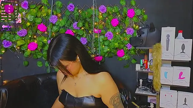 Sweett Mollyy online show from April 29, 2026, 12:05 am