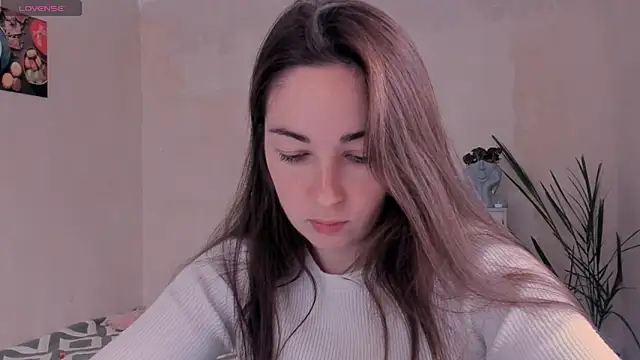 Snapshot of cClandesTina chatting on October 28, 2025, 12:30 pm cClandesTina online show from October 28, 2025, 12:30 pm