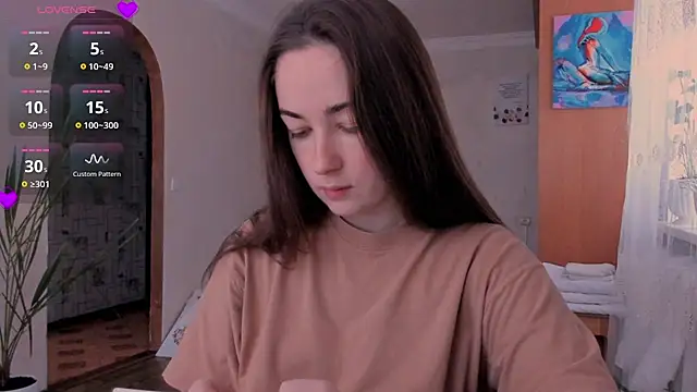 cClandesTina online show from December 2, 2025, 11:48 am