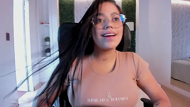 Snapshot of Melisa_Soto chatting on September 19, 2025, 7:25 pm Melisa Soto online show from September 19, 2025, 7:25 pm