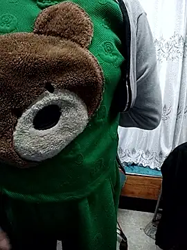 Haralushiaaa online show from December 15, 2025, 4:33 pm