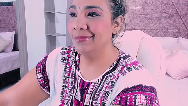  Lakshmi hotx online show from February 18, 2025, 12:17 pm