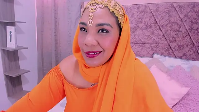  Lakshmi hotx online show from February 19, 2025, 3:05 pm