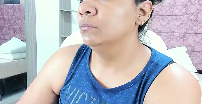  Lakshmi hotx online show from March 13, 2025, 11:41 am