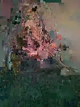 Snapshot of JasmineNoir2 chatting on November 7, 2025, 4:40 pm JasmineNoir2 online show from November 7, 2025, 4:40 pm