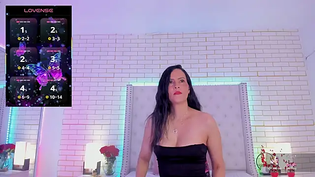 Snapshot of Coco_Balenciaga_ chatting on May 28, 2026, 11:18 am Coco Balenciaga online show from May 28, 2026, 11:18 am