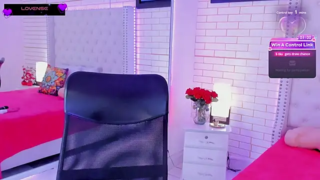 Snapshot of Coco_Balenciaga_ chatting on June 17, 2026, 11:56 am Coco Balenciaga online show from June 17, 2026, 11:56 am