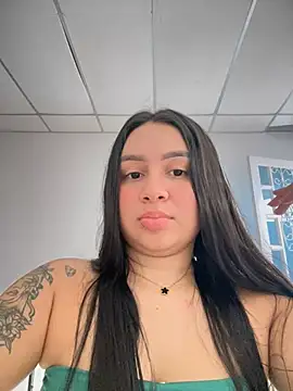 Pretty Isadora online show from February 20, 2025, 10:26 pm