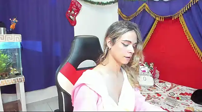 isabella lunats online show from January 3, 2025, 1:16 am