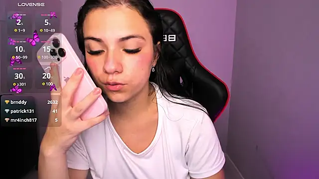 Snapshot of ivyy_scott chatting on March 3, 2025, 12:04 am ivyy scott online show from March 3, 2025, 12:04 am