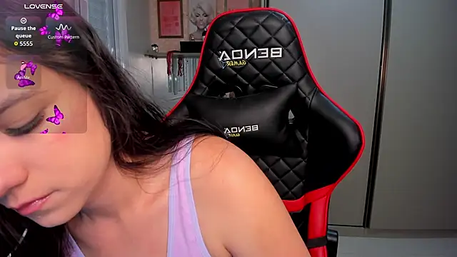 Snapshot of ivyy_scott chatting on September 13, 2025, 11:43 am ivyy scott online show from September 13, 2025, 11:43 am