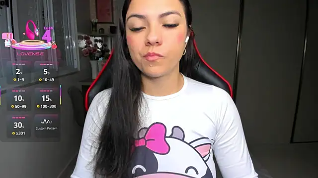 ivyy scott online show from November 2, 2025, 5:10 am