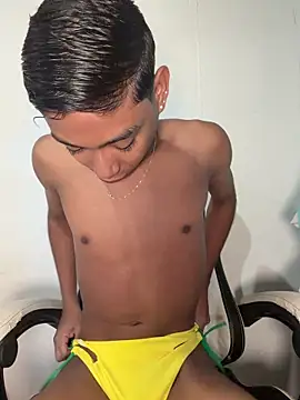 alejo cute online show from July 2, 2026, 1:39 pm