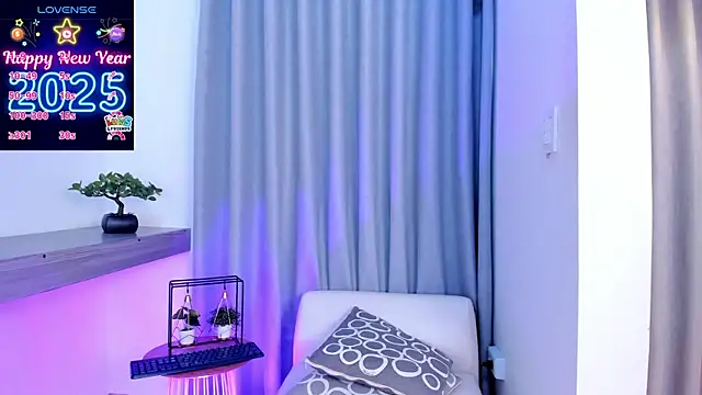 Lucyortiz  online show from January 16, 2025, 6:59 pm