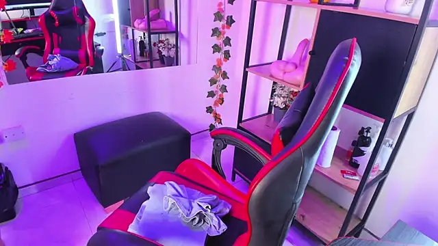 Snapshot of Amy_hoy69 chatting on October 29, 2025, 2:58 am Amy hoy69 online show from October 29, 2025, 2:58 am