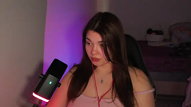 helengilmor online show from February 24, 2026, 5:44 pm