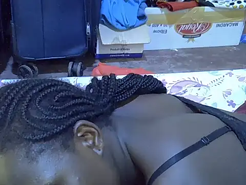 Adaline-Paris online show from January 8, 2026, 6:37 am