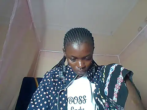 Snapshot of awino001 chatting on October 22, 2025, 3:07 am awino001 online show from October 22, 2025, 3:07 am