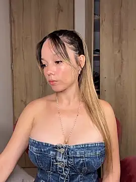 nakary00 online show from January 15, 2026, 1:21 am