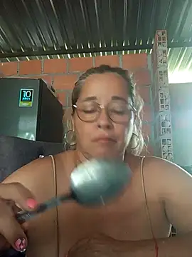 natally ross21 online show from February 4, 2026, 12:44 pm