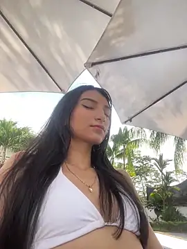 loly-yandere online show from January 15, 2025, 8:26 pm