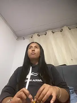 Snapshot of luna_asss chatting on September 20, 2025, 9:27 pm luna asss online show from September 20, 2025, 9:27 pm