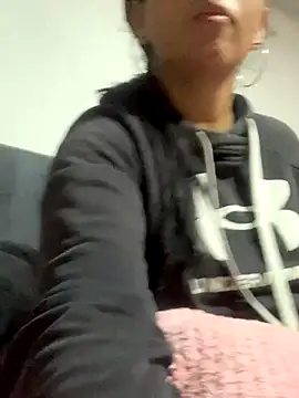 Snapshot of luna_asss chatting on October 21, 2025, 3:46 pm luna asss online show from October 21, 2025, 3:46 pm